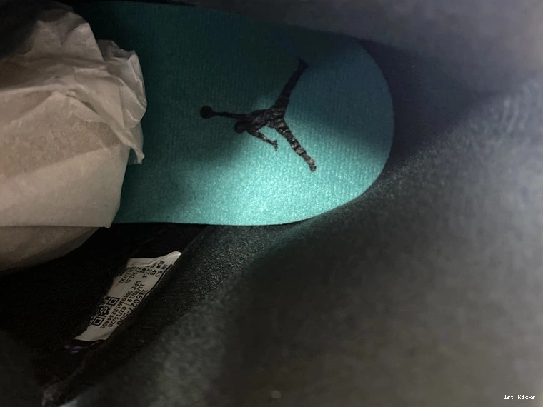 Grape” 136027-500 Jordan Air  5 “Alternate 0106